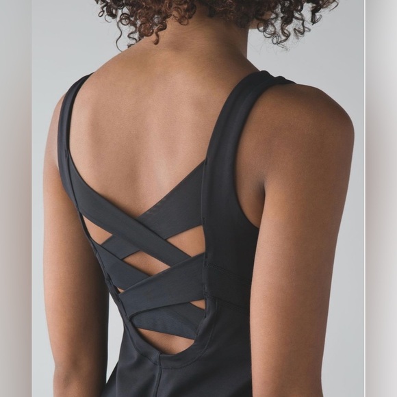 Lululemon Rise and Flow Tank - Picture 3 of 11